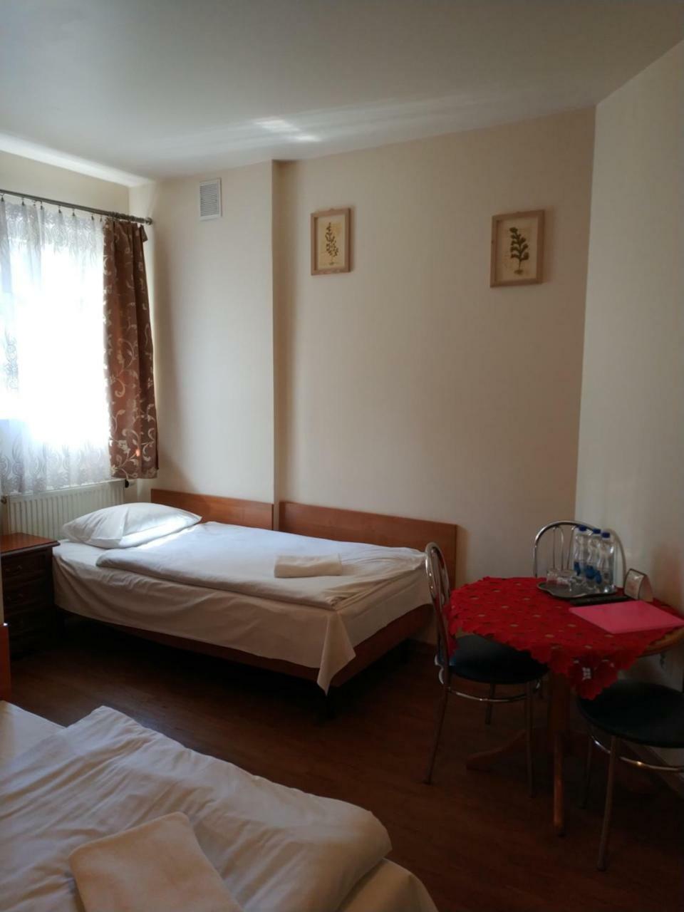 Hotel Gorsko Wieliczka Buitenkant foto